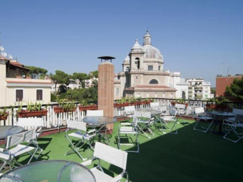 Hotel Ponte Milvio Roma Esterno foto